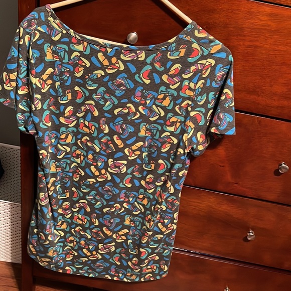 Lularoe classic T, large - Picture 2 of 3